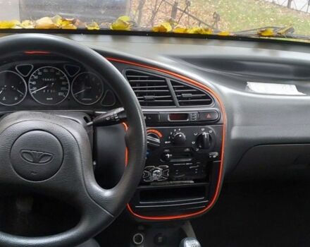 Красный Дэу Сенс, объемом двигателя 1.5 л и пробегом 160 тыс. км за 2200 $, фото 4 на Automoto.ua