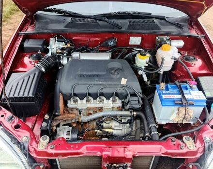 Красный Дэу Сенс, объемом двигателя 1.3 л и пробегом 165 тыс. км за 2100 $, фото 6 на Automoto.ua