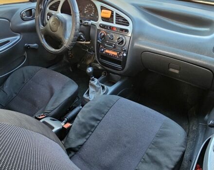 Деу Сенс 2010 у Каменце-Подольском на Automoto.ua Червоний Деу Сенс, об'ємом двигуна 1.3 л та пробігом 180 тис. км за 1950 $, фото 5 на Automoto.ua