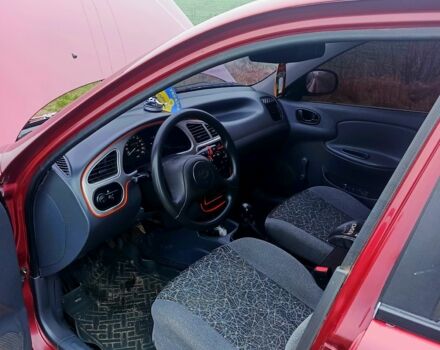 Красный Дэу Сенс, объемом двигателя 1.3 л и пробегом 165 тыс. км за 2100 $, фото 4 на Automoto.ua