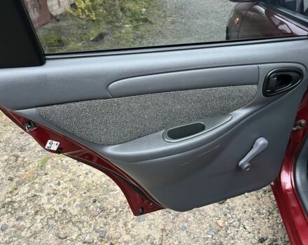 Червоний Деу Сенс, об'ємом двигуна 1.5 л та пробігом 111 тис. км за 3100 $, фото 15 на Automoto.ua