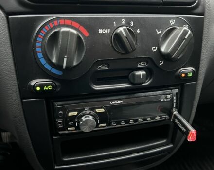 Червоний Деу Сенс, об'ємом двигуна 1.5 л та пробігом 111 тис. км за 3100 $, фото 21 на Automoto.ua