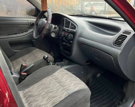 Красный Дэу Сенс, объемом двигателя 1.5 л и пробегом 150 тыс. км за 2450 $, фото 4 на Automoto.ua