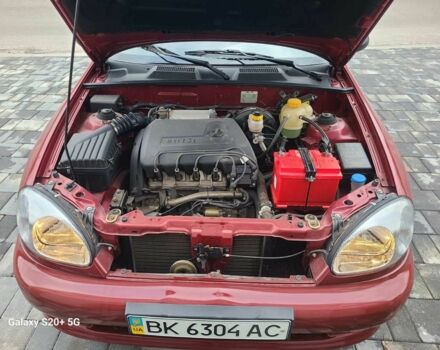 Деу Сенс 2005 у Остоге на Automoto.ua Червоний Деу Сенс, об'ємом двигуна 1.3 л та пробігом 14 тис. км за 2800 $, фото 5 на Automoto.ua
