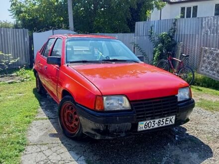 Дэу Сенс 1988 в Ивано-Франковске на Automoto.ua Красный Дэу Сенс, объемом двигателя 0 л и пробегом 280 тыс. км за 850 $, фото 1 на Automoto.ua