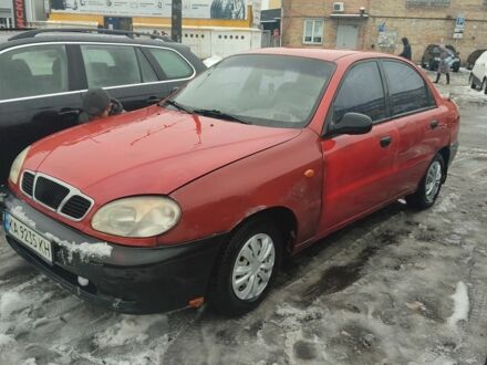 Красный Дэу Сенс, объемом двигателя 1.5 л и пробегом 388 тыс. км за 1100 $, фото 1 на Automoto.ua