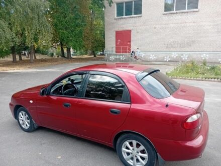 Деу Сенс 2002 у Кам'янське (Дніпродзержинськ) на Automoto.ua Червоний Деу Сенс, об'ємом двигуна 1.5 л та пробігом 60 тис. км за 2900 $, фото 1 на Automoto.ua
