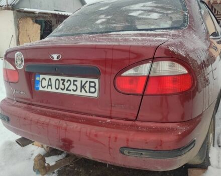 Красный Дэу Сенс, объемом двигателя 1.5 л и пробегом 300 тыс. км за 1152 $, фото 1 на Automoto.ua