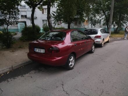 Деу Сенс 2004 у Запоріжжя на Automoto.ua Червоний Деу Сенс, об'ємом двигуна 1.3 л та пробігом 114 тис. км за 2000 $, фото 1 на Automoto.ua