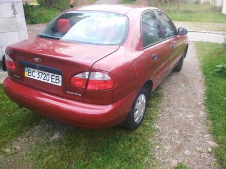 Деу Сенс 2004 у Стрые на Automoto.ua Червоний Деу Сенс, об'ємом двигуна 1.5 л та пробігом 113 тис. км за 3500 $, фото 1 на Automoto.ua