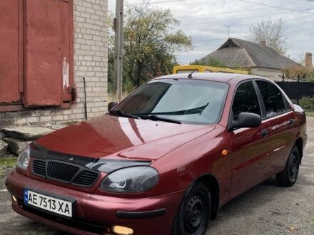 Деу Сенс 2005 у Кривому Розі на Automoto.ua Червоний Деу Сенс, об'ємом двигуна 1.5 л та пробігом 370 тис. км за 2550 $, фото 1 на Automoto.ua