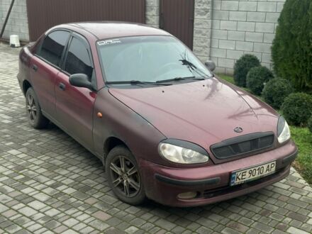 Красный Дэу Сенс, объемом двигателя 1.6 л и пробегом 264 тыс. км за 1183 $, фото 1 на Automoto.ua