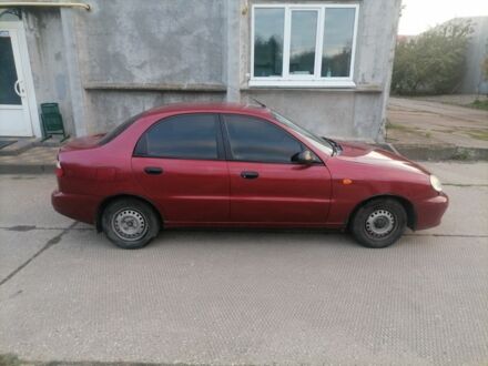 Дэу Сенс 2005 в Фастове на Automoto.ua Красный Дэу Сенс, объемом двигателя 1.3 л и пробегом 198 тыс. км за 1512 $, фото 1 на Automoto.ua