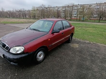 Деу Сенс 2005 у Краматорске на Automoto.ua Червоний Деу Сенс, об'ємом двигуна 1.5 л та пробігом 270 тис. км за 1329 $, фото 1 на Automoto.ua