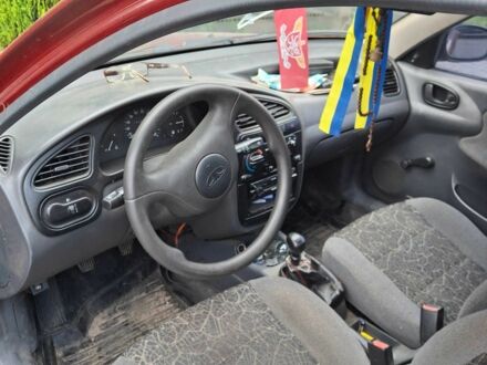 Дэу Сенс 2005 в Ярмолинцы на Automoto.ua Красный Дэу Сенс, объемом двигателя 1.3 л и пробегом 300 тыс. км за 1200 $, фото 1 на Automoto.ua