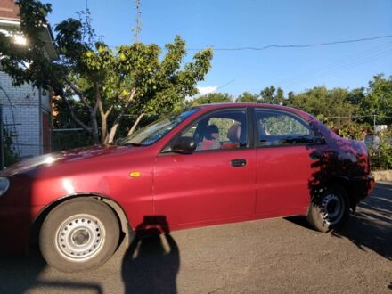 Деу Сенс 2005 у Черкасах на Automoto.ua Червоний Деу Сенс, об'ємом двигуна 1.5 л та пробігом 80 тис. км за 2853 $, фото 1 на Automoto.ua