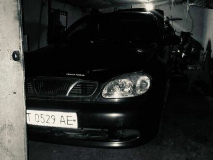 Дэу Сенс 2006 в Николаеве на Automoto.ua Красный Дэу Сенс, объемом двигателя 1.3 л и пробегом 300 тыс. км за 1545 $, фото 1 на Automoto.ua