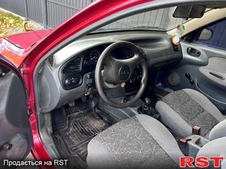 Дэу Сенс 2006 в Хороле на Automoto.ua Красный Дэу Сенс, объемом двигателя 1.3 л и пробегом 180 тыс. км за 1999 $, фото 1 на Automoto.ua