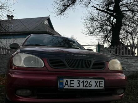 Красный Дэу Сенс, объемом двигателя 1.3 л и пробегом 154 тыс. км за 1499 $, фото 1 на Automoto.ua