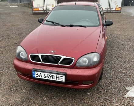 Красный Дэу Сенс, объемом двигателя 1.3 л и пробегом 280 тыс. км за 950 $, фото 1 на Automoto.ua