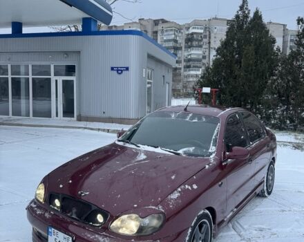 Красный Дэу Сенс, объемом двигателя 1.5 л и пробегом 290 тыс. км за 2400 $, фото 1 на Automoto.ua