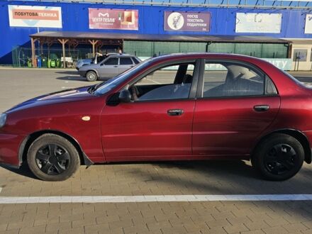 Деу Сенс 2006 у Прилуках на Automoto.ua Червоний Деу Сенс, об'ємом двигуна 1.5 л та пробігом 160 тис. км за 2550 $, фото 1 на Automoto.ua