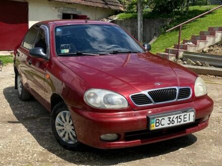 Красный Дэу Сенс, объемом двигателя 1.3 л и пробегом 245 тыс. км за 1289 $, фото 1 на Automoto.ua
