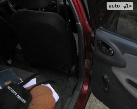 Красный Дэу Сенс, объемом двигателя 0 л и пробегом 155 тыс. км за 2300 $, фото 1 на Automoto.ua