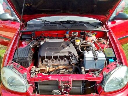 Червоний Деу Сенс, об'ємом двигуна 1.3 л та пробігом 114 тис. км за 2450 $, фото 1 на Automoto.ua