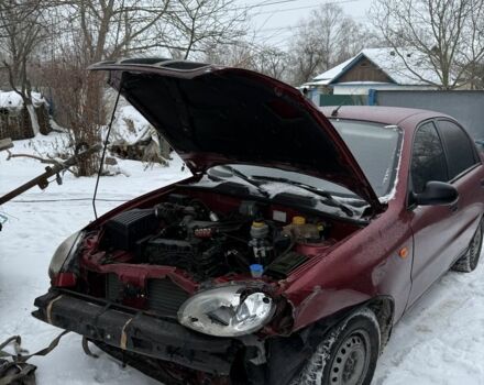 Червоний Деу Сенс, об'ємом двигуна 1.5 л та пробігом 185 тис. км за 1000 $, фото 1 на Automoto.ua