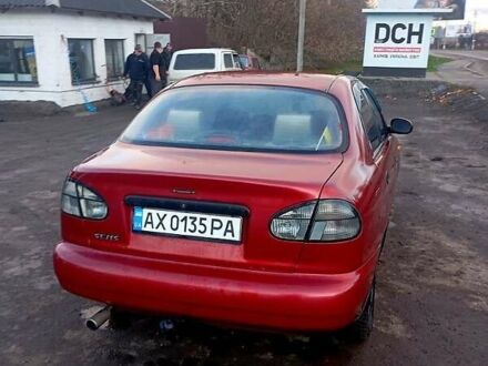 Красный Дэу Сенс, объемом двигателя 1.3 л и пробегом 210 тыс. км за 2500 $, фото 1 на Automoto.ua