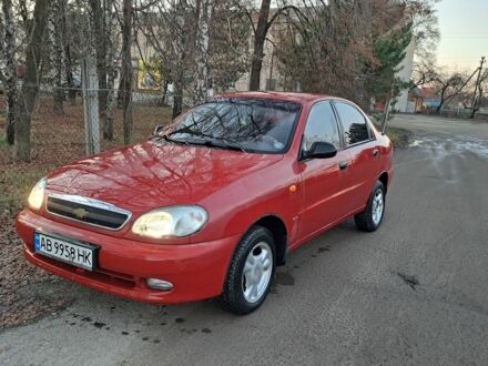 Красный Дэу Сенс, объемом двигателя 1.5 л и пробегом 257 тыс. км за 2800 $, фото 1 на Automoto.ua