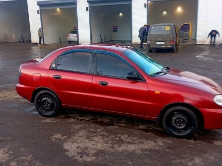 Красный Дэу Сенс, объемом двигателя 1.3 л и пробегом 210 тыс. км за 2500 $, фото 1 на Automoto.ua