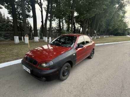 Красный Дэу Сенс, объемом двигателя 1.5 л и пробегом 200 тыс. км за 1197 $, фото 1 на Automoto.ua