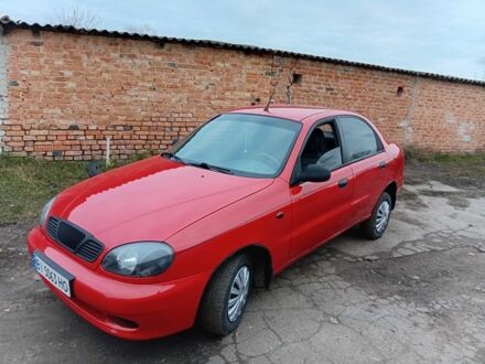 Красный Дэу Сенс, объемом двигателя 1.5 л и пробегом 230 тыс. км за 2000 $, фото 1 на Automoto.ua