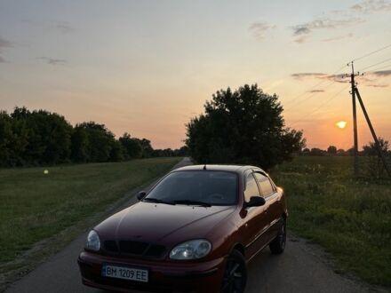 Красный Дэу Сенс, объемом двигателя 1.5 л и пробегом 299 тыс. км за 2050 $, фото 1 на Automoto.ua