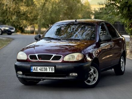Деу Сенс 2010 у Синельниковом на Automoto.ua Червоний Деу Сенс, об'ємом двигуна 1.5 л та пробігом 300 тис. км за 1350 $, фото 1 на Automoto.ua