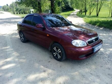 Дэу Сенс 2012 в Старом Самборе на Automoto.ua Красный Дэу Сенс, объемом двигателя 1.3 л и пробегом 53 тыс. км за 2500 $, фото 1 на Automoto.ua