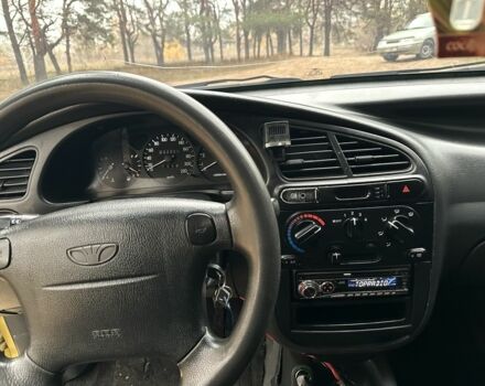 Желтый Дэу Сенс, объемом двигателя 1.5 л и пробегом 244 тыс. км за 2699 $, фото 14 на Automoto.ua