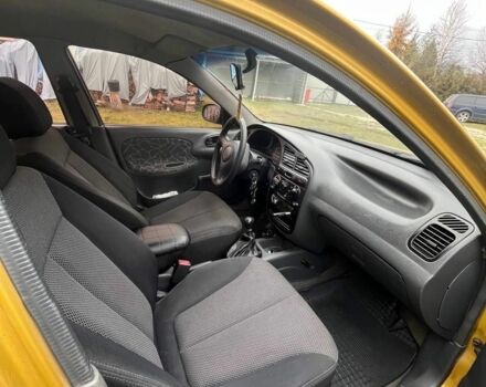 Желтый Дэу Сенс, объемом двигателя 1.5 л и пробегом 289 тыс. км за 1800 $, фото 2 на Automoto.ua