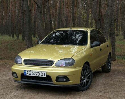 Желтый Дэу Сенс, объемом двигателя 1.5 л и пробегом 244 тыс. км за 2699 $, фото 1 на Automoto.ua