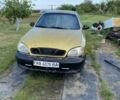 Желтый Дэу Сенс, объемом двигателя 1.5 л и пробегом 350 тыс. км за 1200 $, фото 1 на Automoto.ua