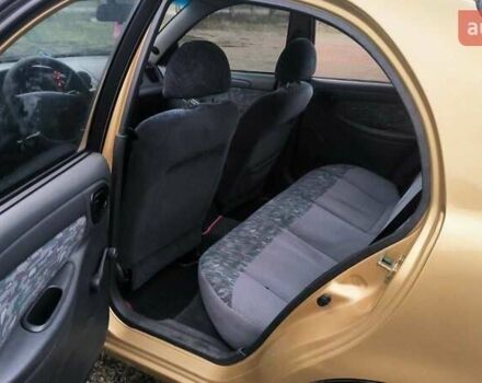 Желтый Дэу Сенс, объемом двигателя 1.6 л и пробегом 250 тыс. км за 2700 $, фото 10 на Automoto.ua
