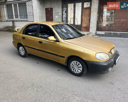 Желтый Дэу Сенс, объемом двигателя 1.3 л и пробегом 255 тыс. км за 2000 $, фото 1 на Automoto.ua
