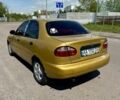 Желтый Дэу Сенс, объемом двигателя 1.5 л и пробегом 299 тыс. км за 1750 $, фото 1 на Automoto.ua