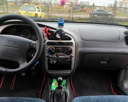 Желтый Дэу Сенс, объемом двигателя 1.6 л и пробегом 250 тыс. км за 2700 $, фото 13 на Automoto.ua