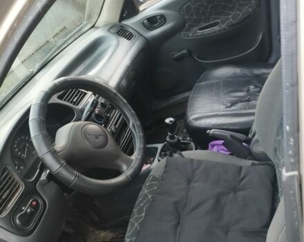 Жовтий Деу Сенс, об'ємом двигуна 1.5 л та пробігом 320 тис. км за 2000 $, фото 8 на Automoto.ua