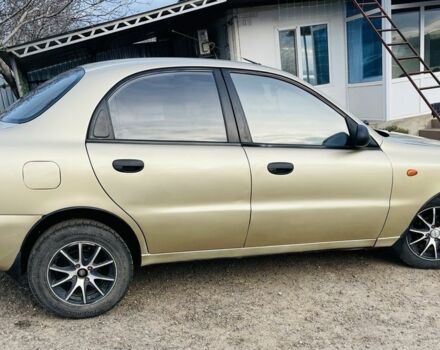 Желтый Дэу Сенс, объемом двигателя 1.3 л и пробегом 236 тыс. км за 1450 $, фото 4 на Automoto.ua