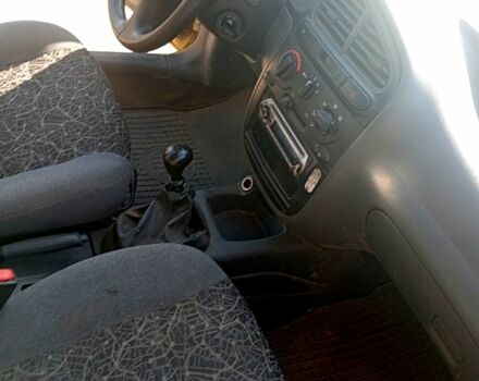 Желтый Дэу Сенс, объемом двигателя 1.3 л и пробегом 123 тыс. км за 1199 $, фото 2 на Automoto.ua