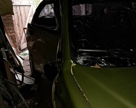 Желтый Дэу Сенс, объемом двигателя 1.5 л и пробегом 240 тыс. км за 900 $, фото 1 на Automoto.ua